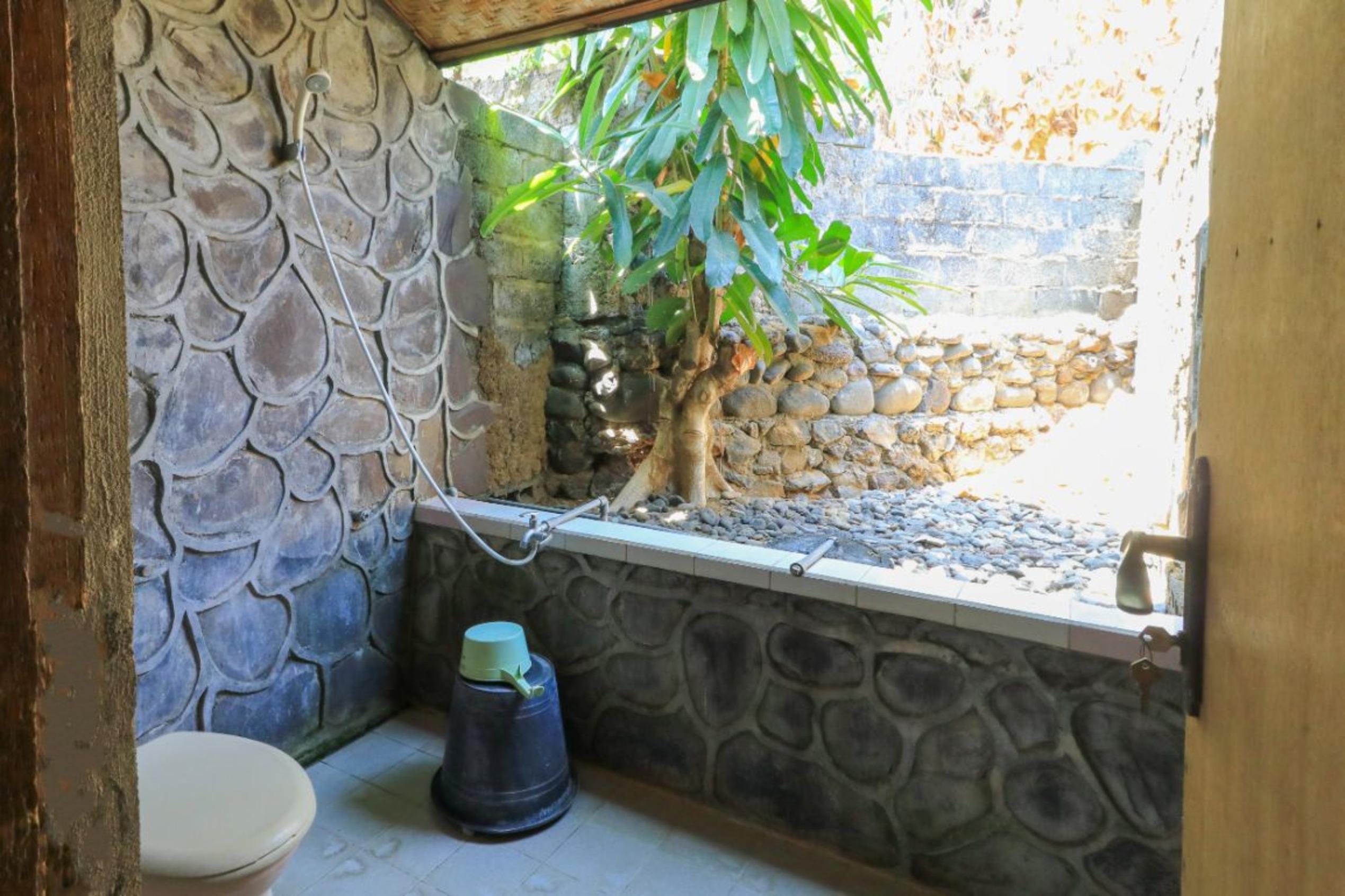Hotel Tara Bar & Resto Air Sanih Kubutambahan  Exteriér fotografie