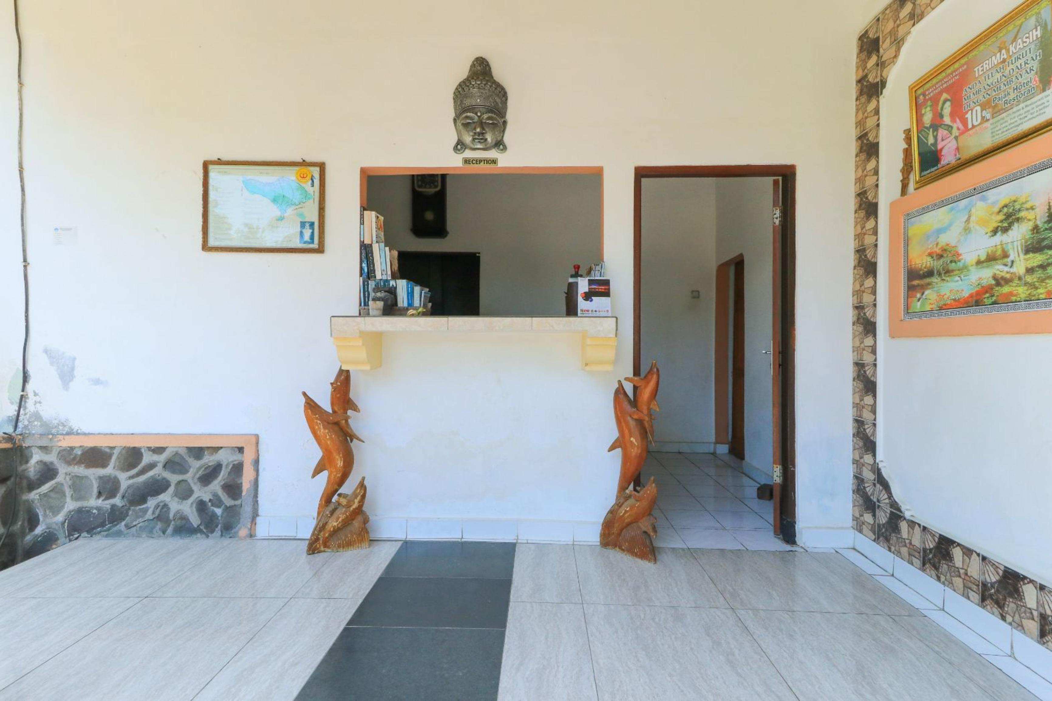Hotel Tara Bar & Resto Air Sanih Kubutambahan  Exteriér fotografie