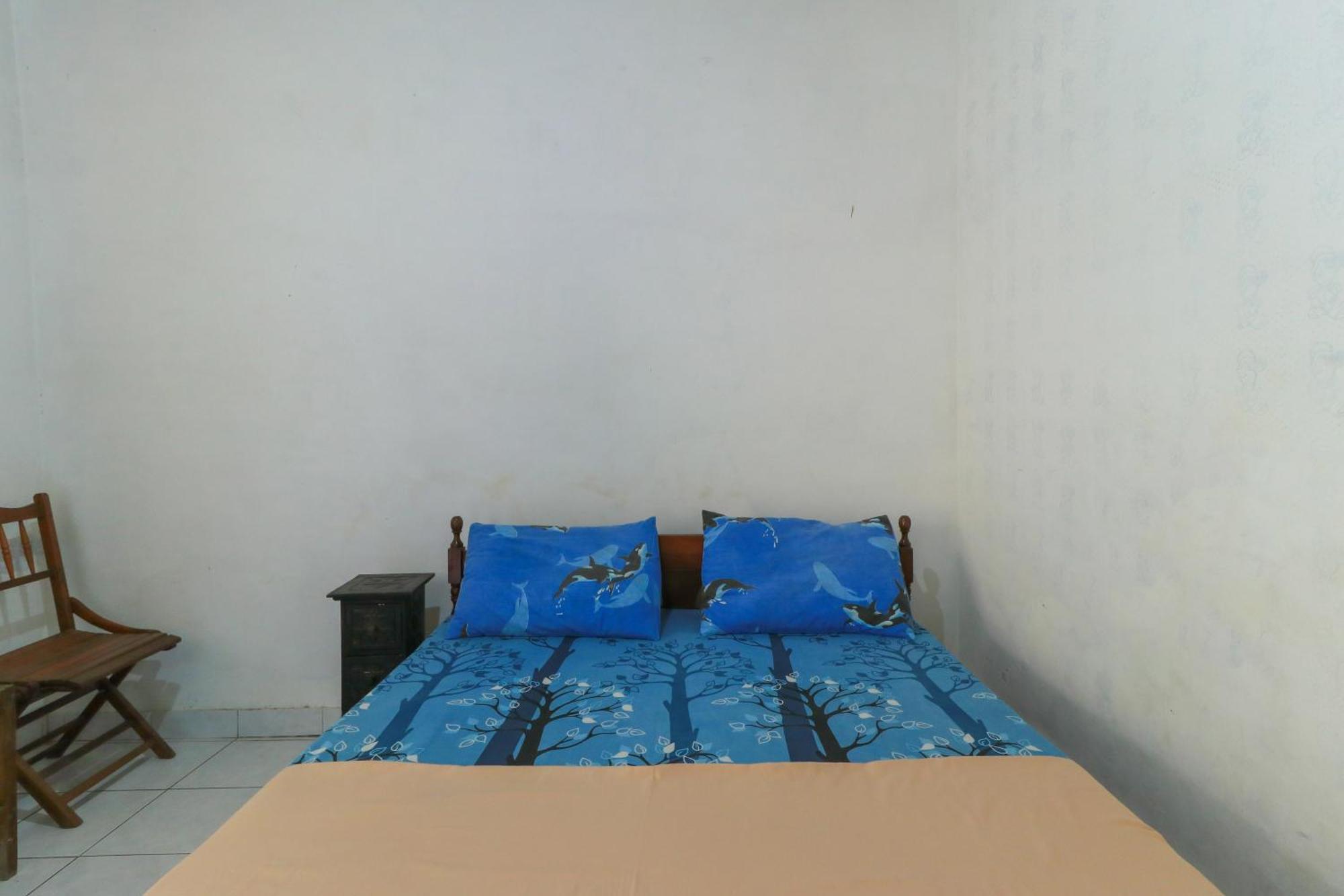 Hotel Tara Bar & Resto Air Sanih Kubutambahan  Pokoj fotografie